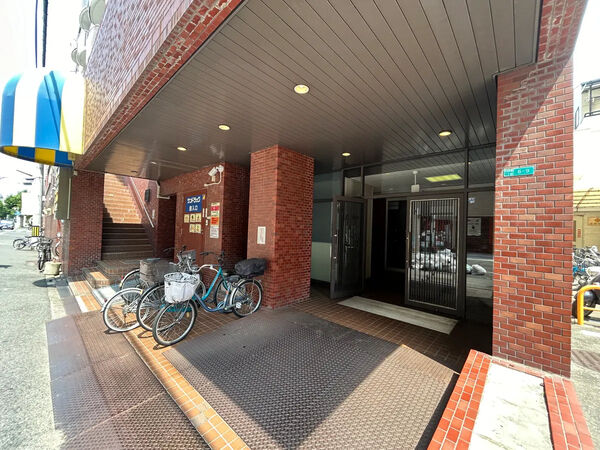 【ストークマンション住之江】エントランス