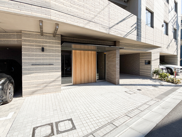 【サンウッドテラス東京尾久】エントランス 【サンウッドテラス東京尾久】エントランス