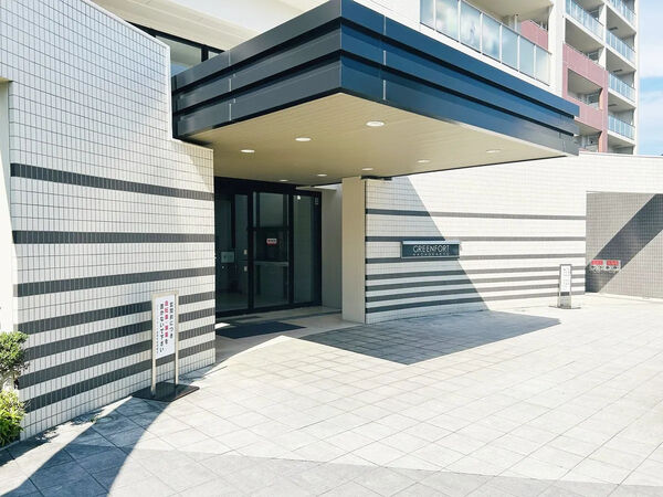 【グリーンフォート長岡京】エントランス 【グリーンフォート長岡京】エントランス