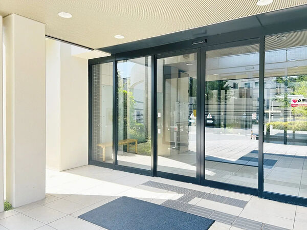 【グリーンフォート長岡京】エントランス 【グリーンフォート長岡京】エントランス