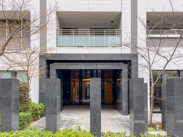 【エルグレース南森町】エントランス 【エルグレース南森町】エントランス