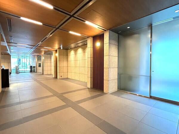 【グランドヒルズ南青山】エントランスホール