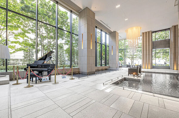 【GLOBAL FRONT TOWER】共用部分　ブリッジブリッジホール