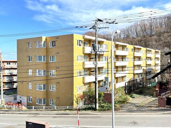 【レジデンス宮の森】外観4