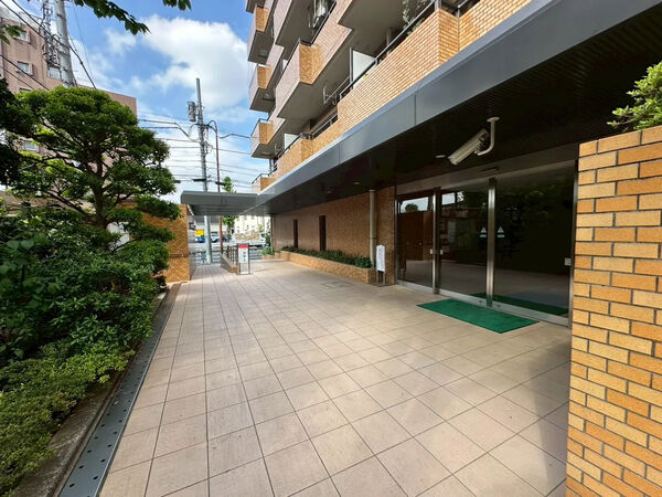 【ダイアパレス武蔵関】エントランス 【ダイアパレス武蔵関】エントランス