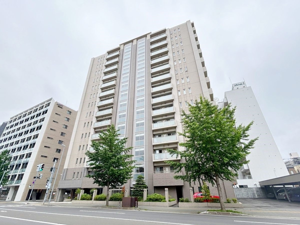 【プレミスト円山表参道】外観
