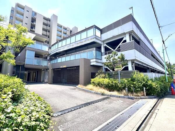 【キャパシティ】共用部分(駐車場) 【キャパシティ】共用部分(駐車場)