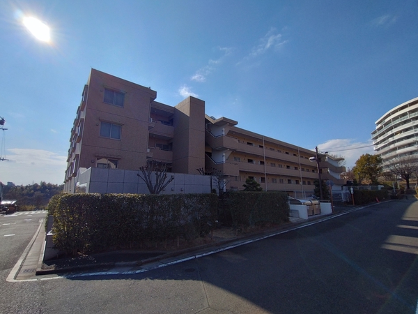 【アークステージ若葉台】外観