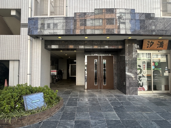 【ソアブール千駄木駅前】エントランス