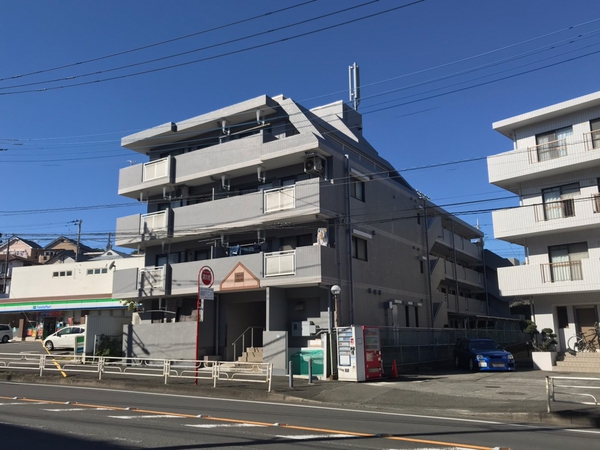 【リベルテ南万騎が原】外観