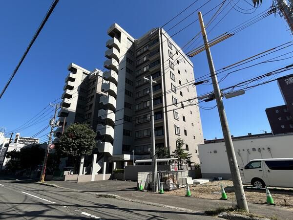 【リーベンデール平岸】外観1