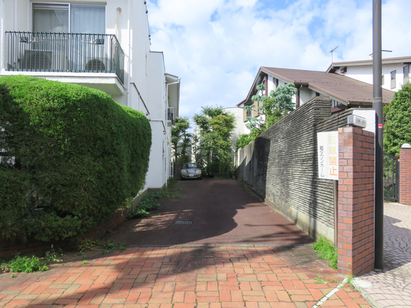 【砧タウンホーム】敷地内 【砧タウンホーム】敷地内