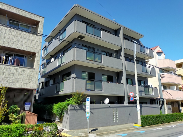 【アクロス上馬】外観写真