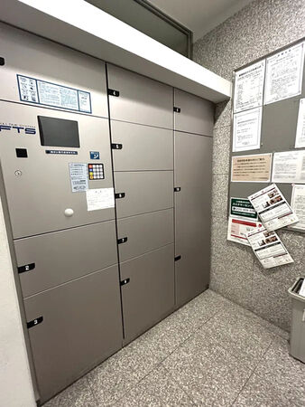 （宅配ボックス）