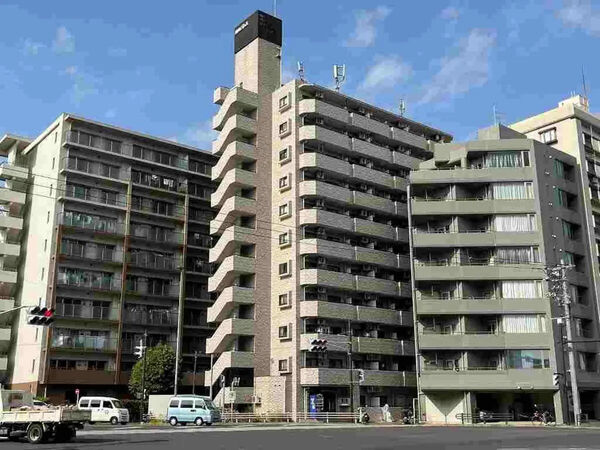 【日興パレス横浜西】外観1