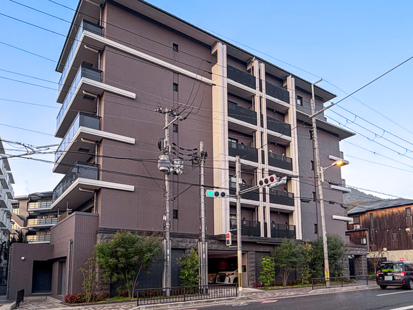 【グランアッシュ山科御陵】外観