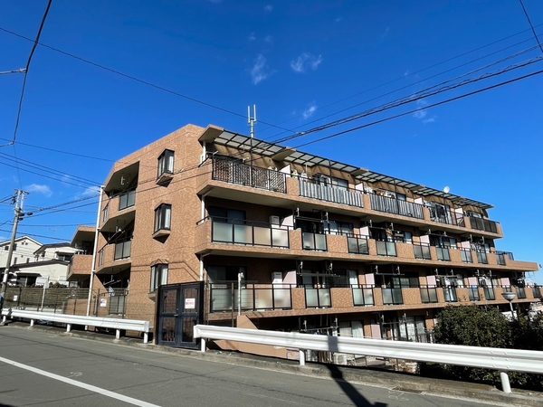 【グレイス鶴ヶ峰2】外観