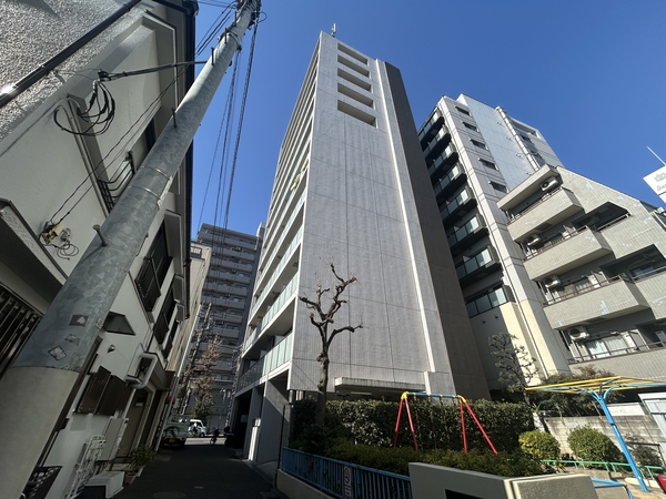 【スカイコートパレス東大前】外観