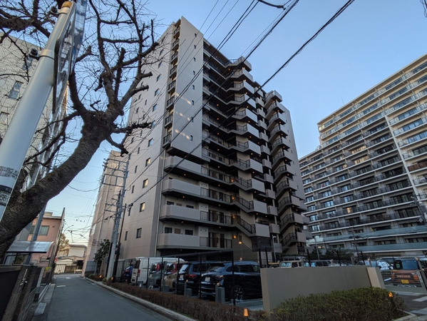 【プレディア鵠沼橘ローレルコート】外観