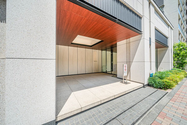 【サンウッド広尾】エントランス