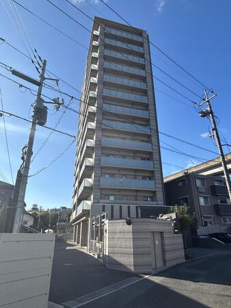 【クレアホームズ上安駅前ザレジデンス】外観