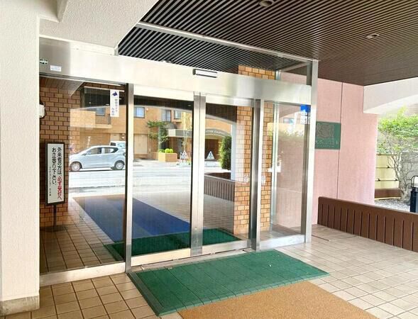 【ライオンズマンション北5条】エントランス１