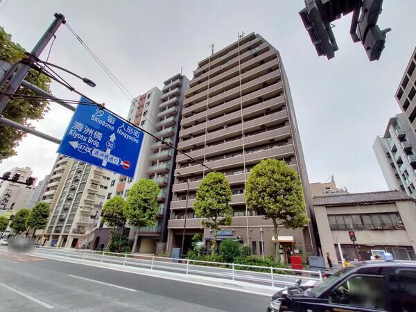 【メゾン・ド・ヴィレ日本橋浜町】外観写真
