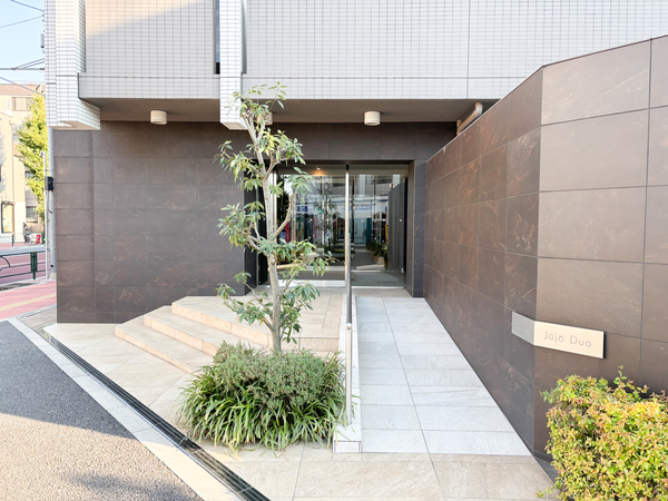 【パティーナ十条Duo】エントランス