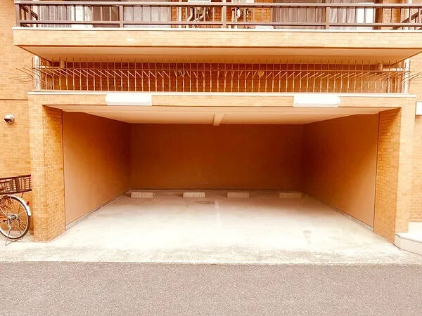 【ルシエル向日町駅前】駐車場 【ルシエル向日町駅前】駐車場