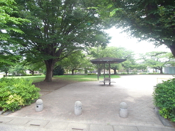 馬込八番公園 約270m