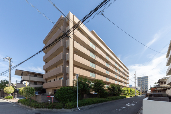 【リベール江坂垂水町】外観