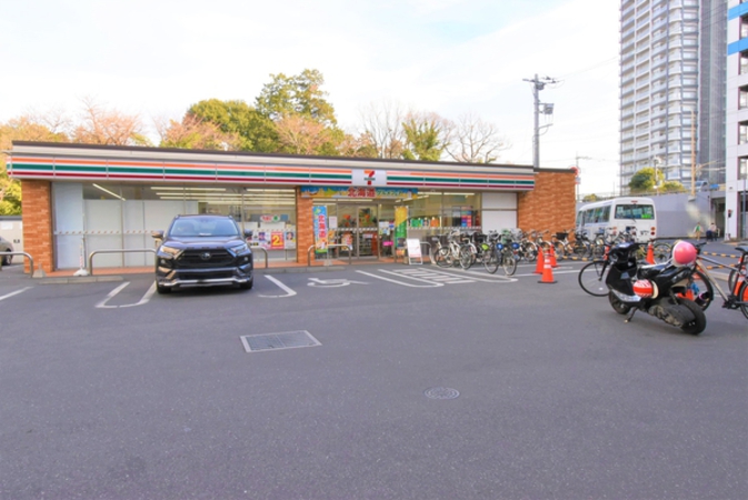 セブンイレブン慶応志木高校前店まで約150ｍ（徒歩2分）