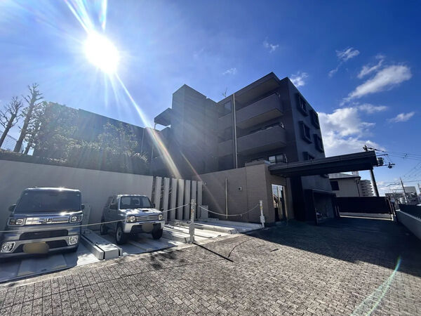 【グランステイツ香里園山之手町】外観