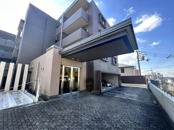 【グランステイツ香里園山之手町】外観