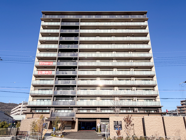 【ブランニード阪急水無瀬】外観