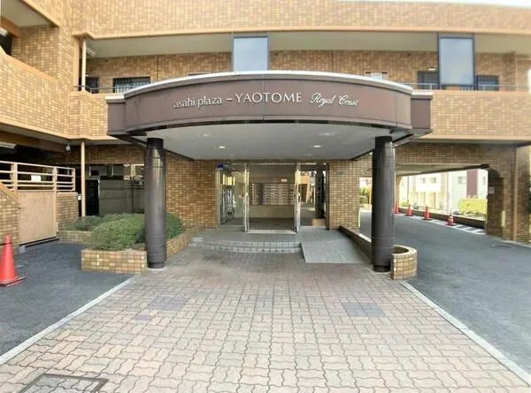 【朝日プラザ八乙女ロイヤルクレスト】エントランス