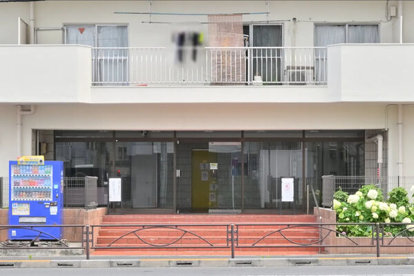 【白鳥ダイヤモンドマンション】エントランス