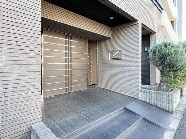 【プレールドゥーク東京ノースⅡ】エントランス 【プレールドゥーク東京ノースⅡ】エントランス