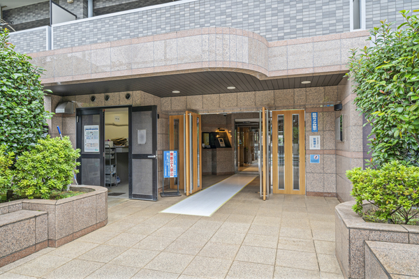 【マイキャッスル三鷹2】エントランス