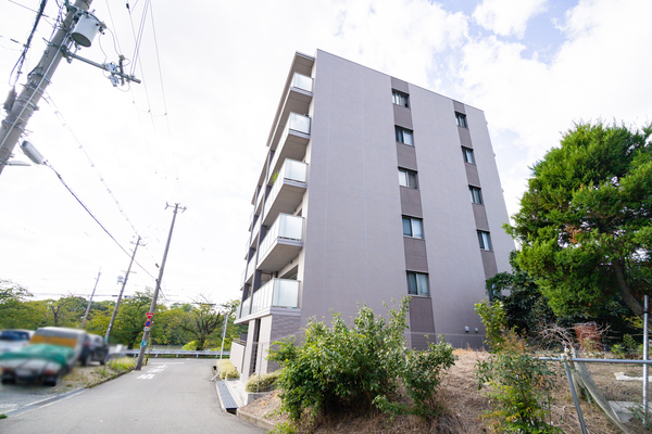 【ディアエスタミオ緑地公園】外観