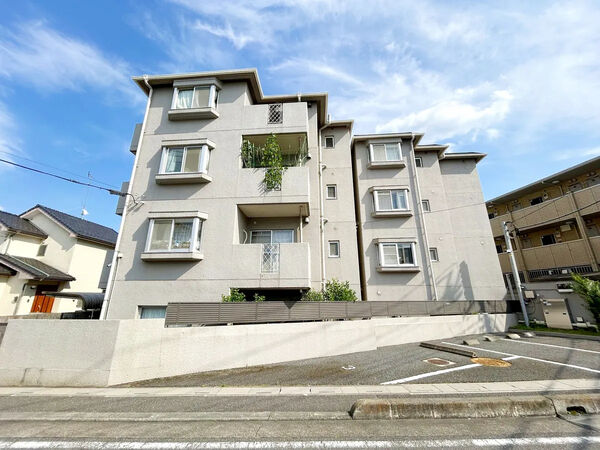 【スターハイツ狭山】外観