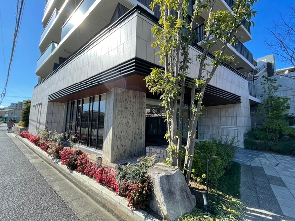 【ブランシエラ川口】エントランス