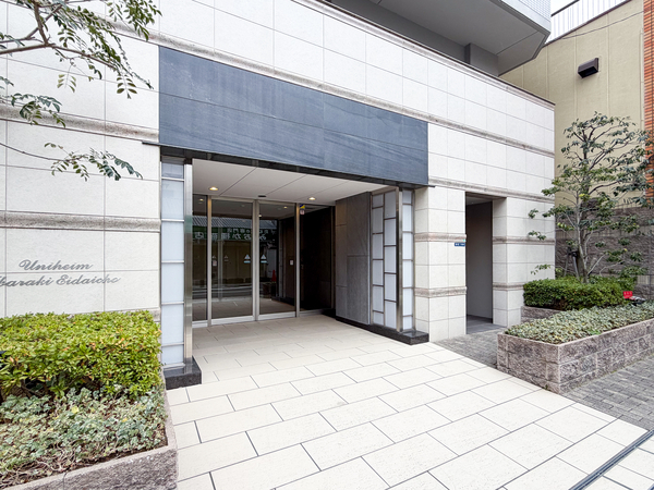 【ユニハイム茨木永代町】エントランス 【ユニハイム茨木永代町】エントランス