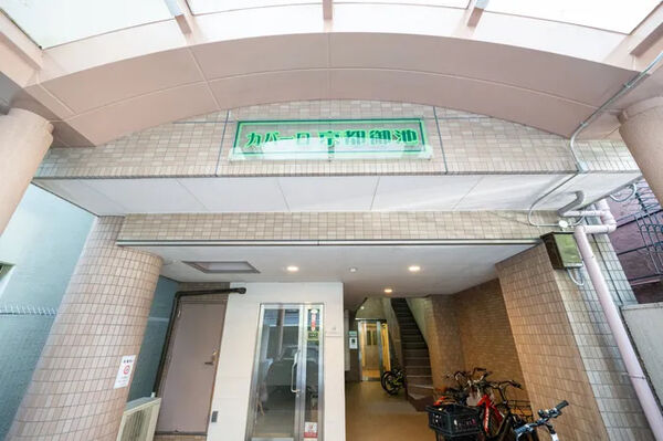 【カバーロ京都御池】エントランス1