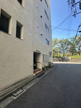 【グレイス比治山】エントランス