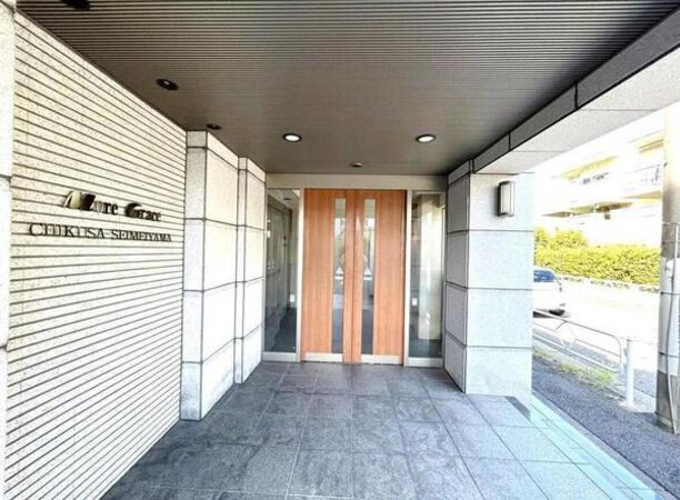 【モアグレース千種清明山】エントランス1