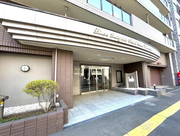 【リラハイツ大通公園南】エントランス 【リラハイツ大通公園南】エントランス