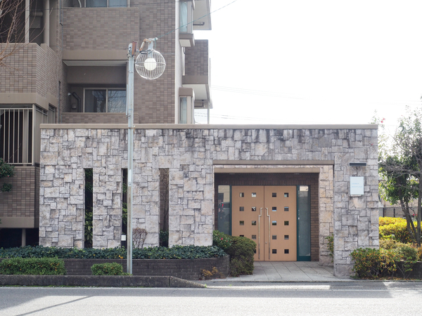 【レーベン高蔵寺】エントランス 【レーベン高蔵寺】エントランス