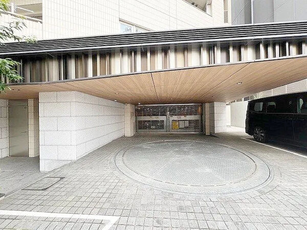 【プラウド神楽坂マークス】駐車場
