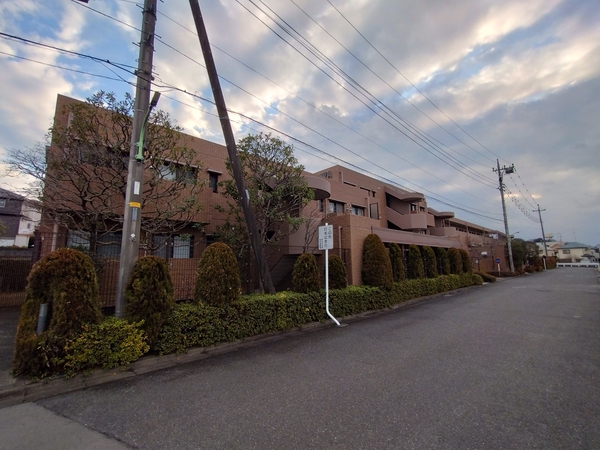 【藤和ライブタウン鶴川】外観